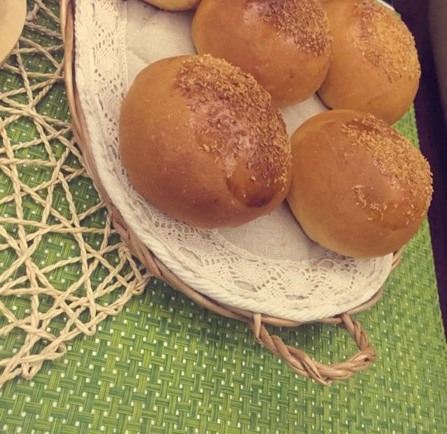 椰蓉肉松小餐包