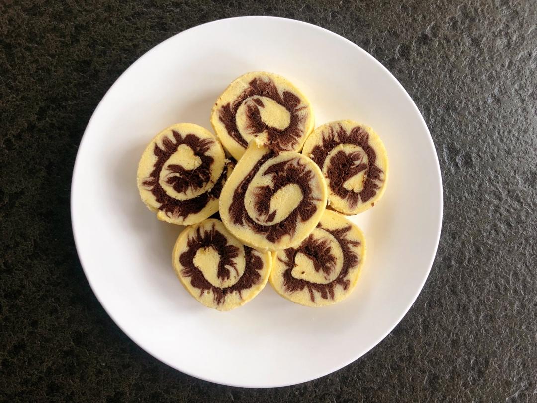 可可旋风蛋糕卷（视频）