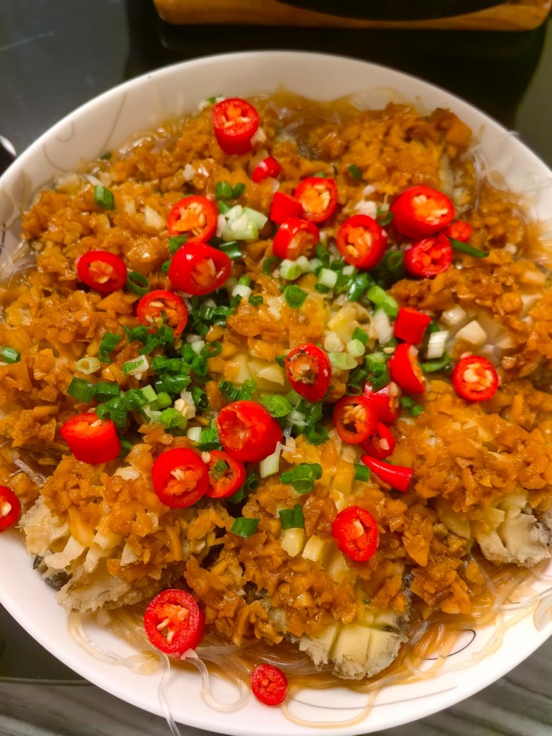 蒜蓉粉丝蒸鲍鱼