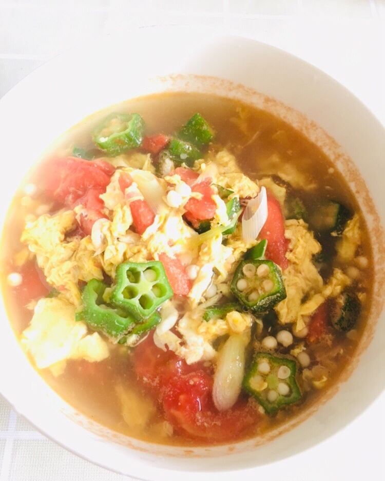 秋葵番茄虾米鸡蛋汤