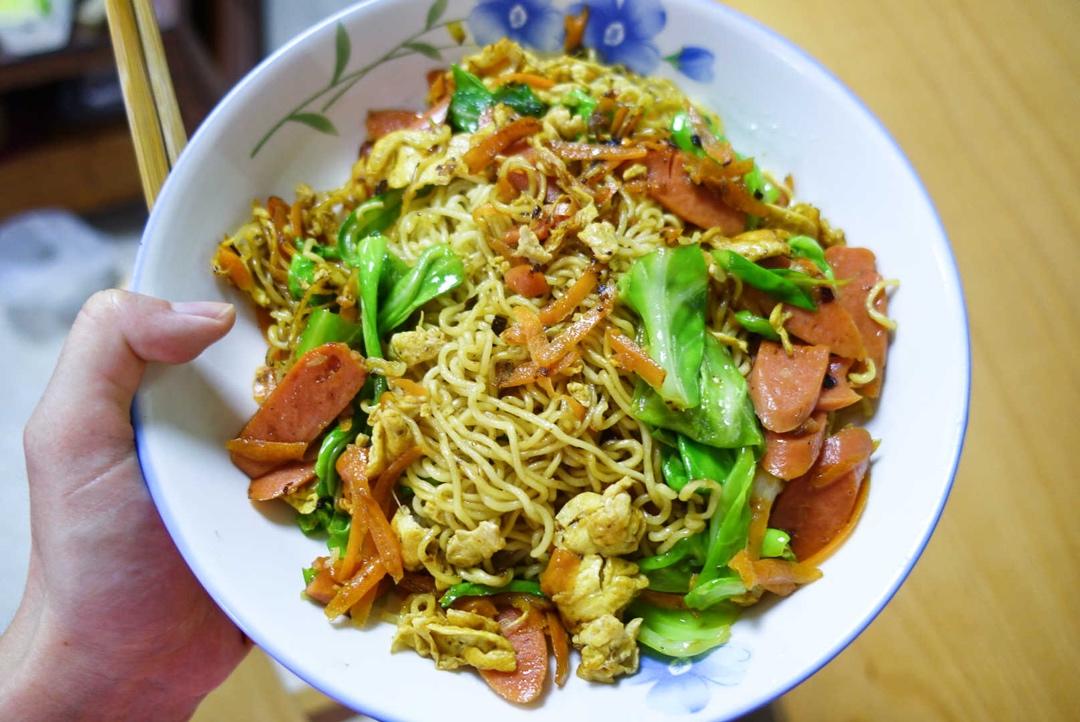 炒方便面￨幸福感爆棚