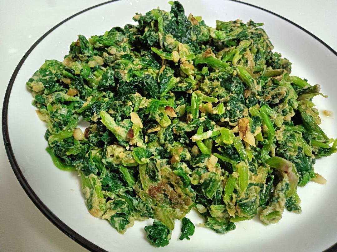 菠菜炒鸡蛋