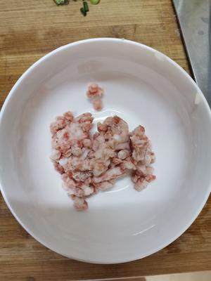 饭渣宝宝也爱的青菜香菇瘦肉粥的做法 步骤3