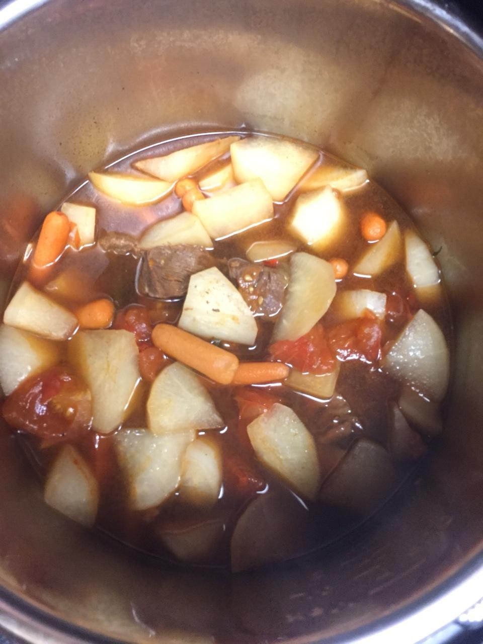 高压锅版萝卜牛腩