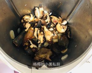 一锅三菜（2人食）
平菇汤+香菇蒸鸡+凉拌土豆片的做法 步骤5