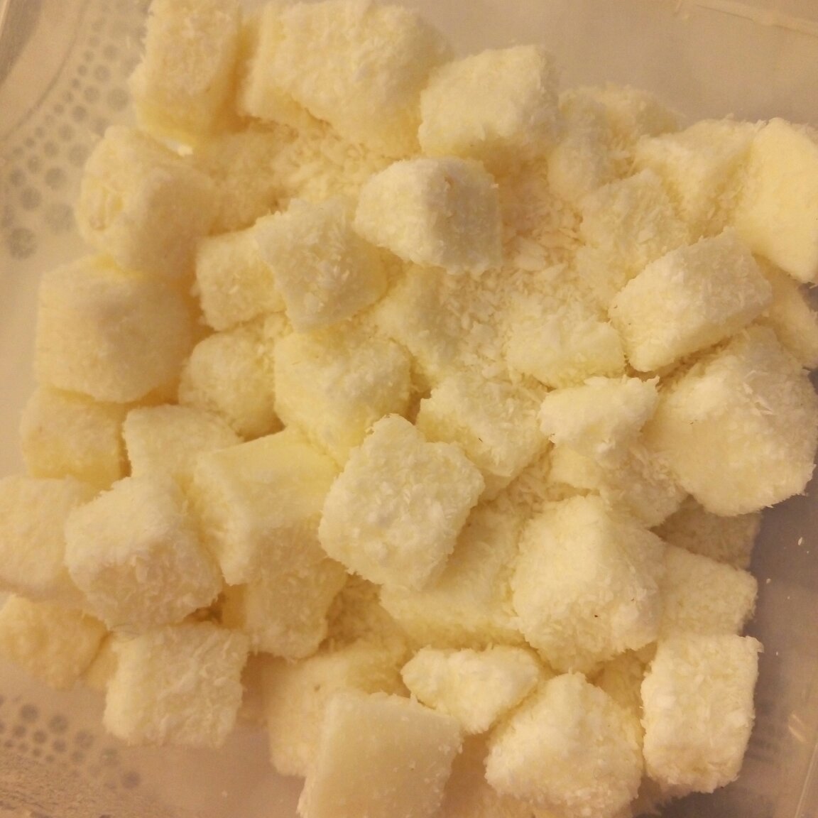 椰丝牛奶小方糕