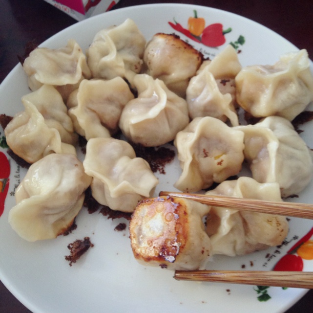 速冻水饺吃腻了吗~变锅贴吧(๑´ڡ`๑)