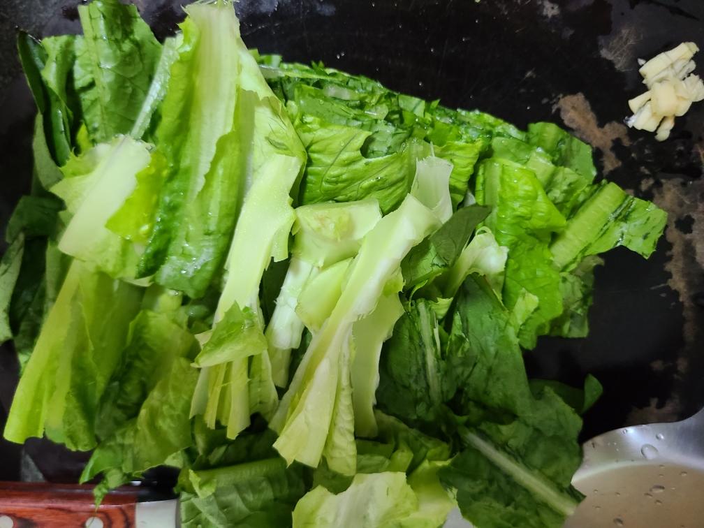 蒜炒香麦的做法