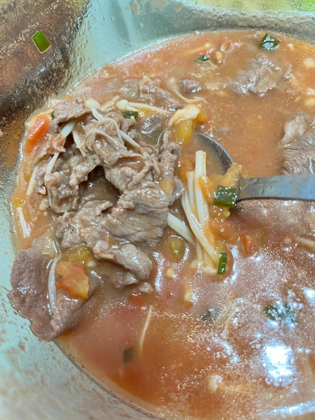 番茄金针菇汆牛肉片