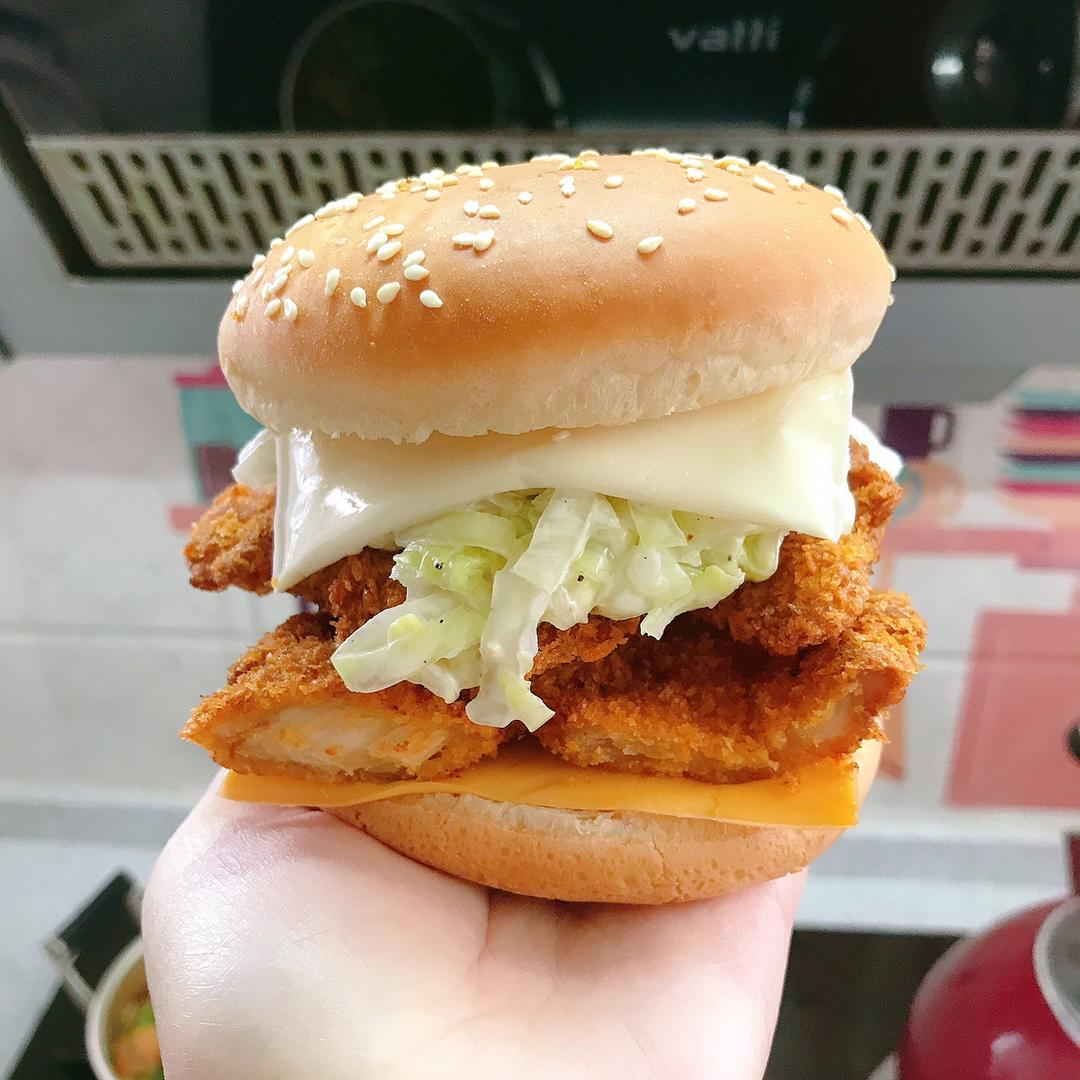 肯德基早餐汉堡轻松在家做 ---『玉米鸡肉汉堡包』