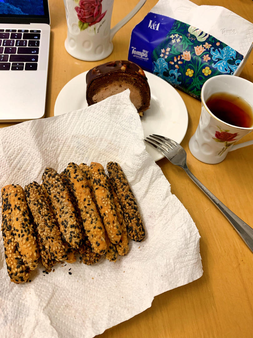 两个鸡蛋一碗面 让你轻松搞定小零食 酥脆可口 附细节视频详解