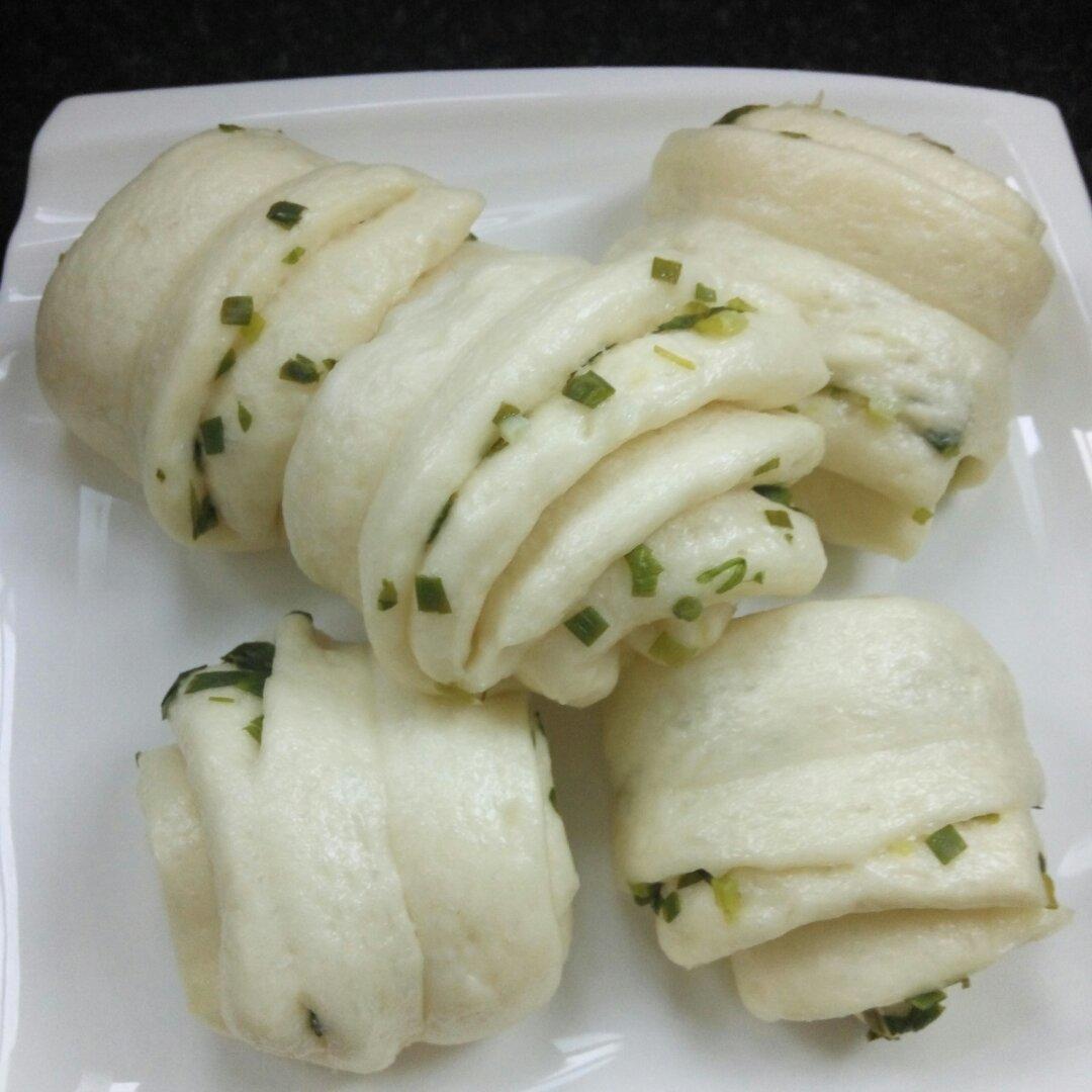 葱油花卷 Steamed Roll
