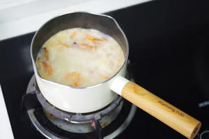 泰椰咖喱海鲜汤的做法 步骤8