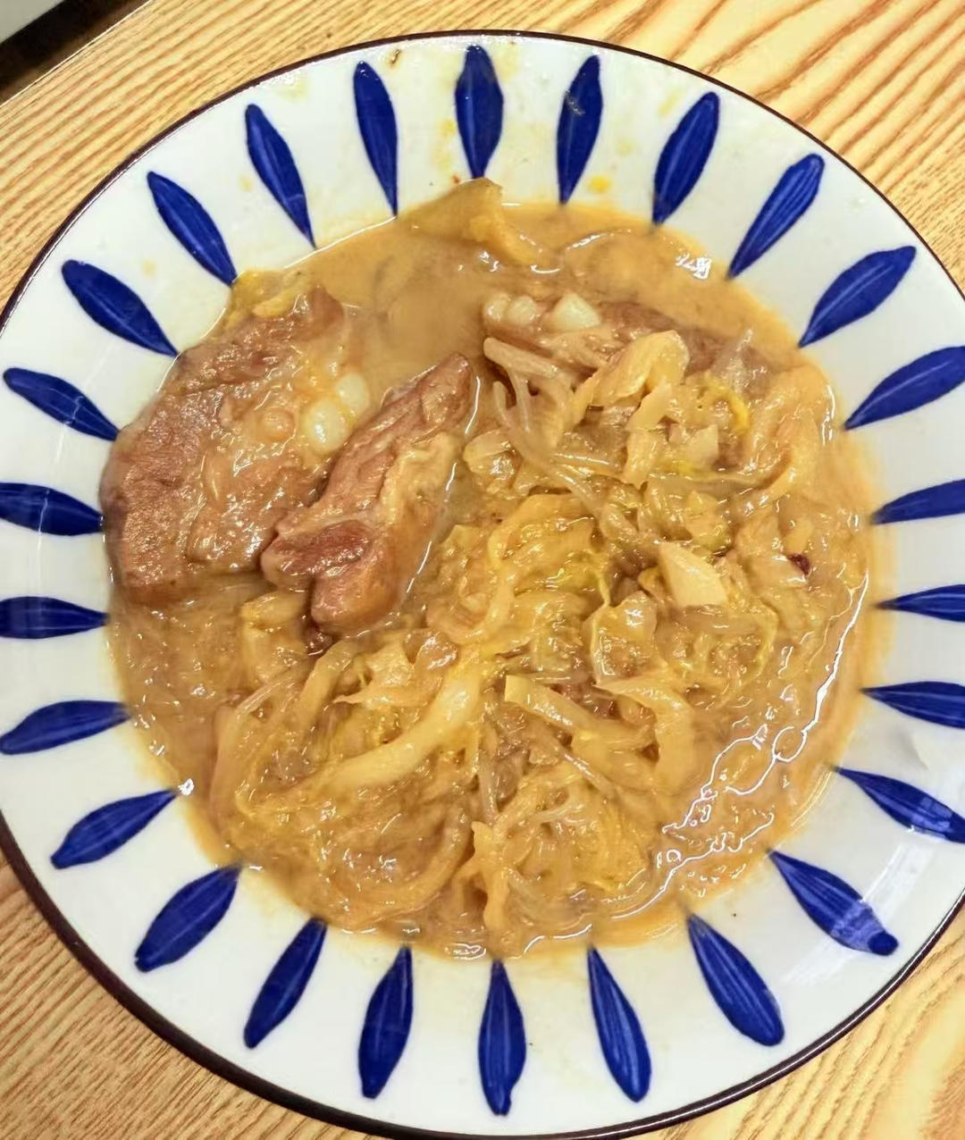 酸菜炖排骨😋地道东北菜