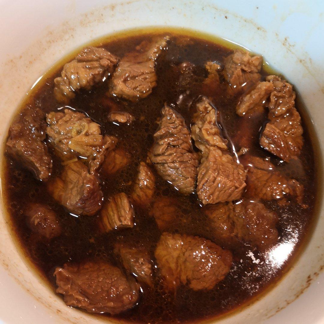 小土豆烧牛肉，红烧牛腩，好吃到舔盘