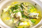 黄骨鱼白萝卜豆腐汤