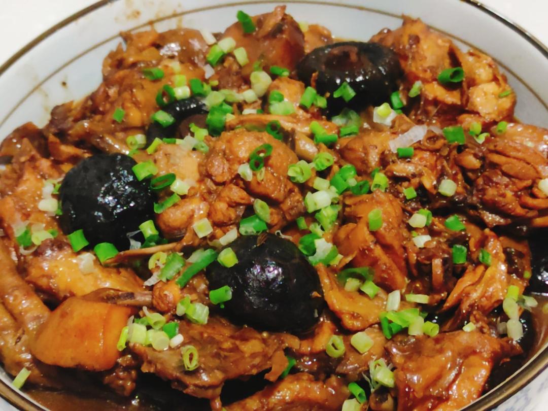 小鸡炖蘑菇