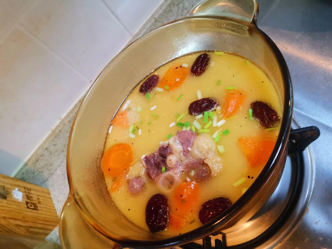 牛尾汤(不仅汤好喝，牛尾更有滋味)