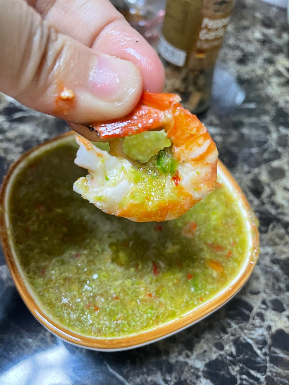 泰式海鲜酱蘸罗氏虾的做法