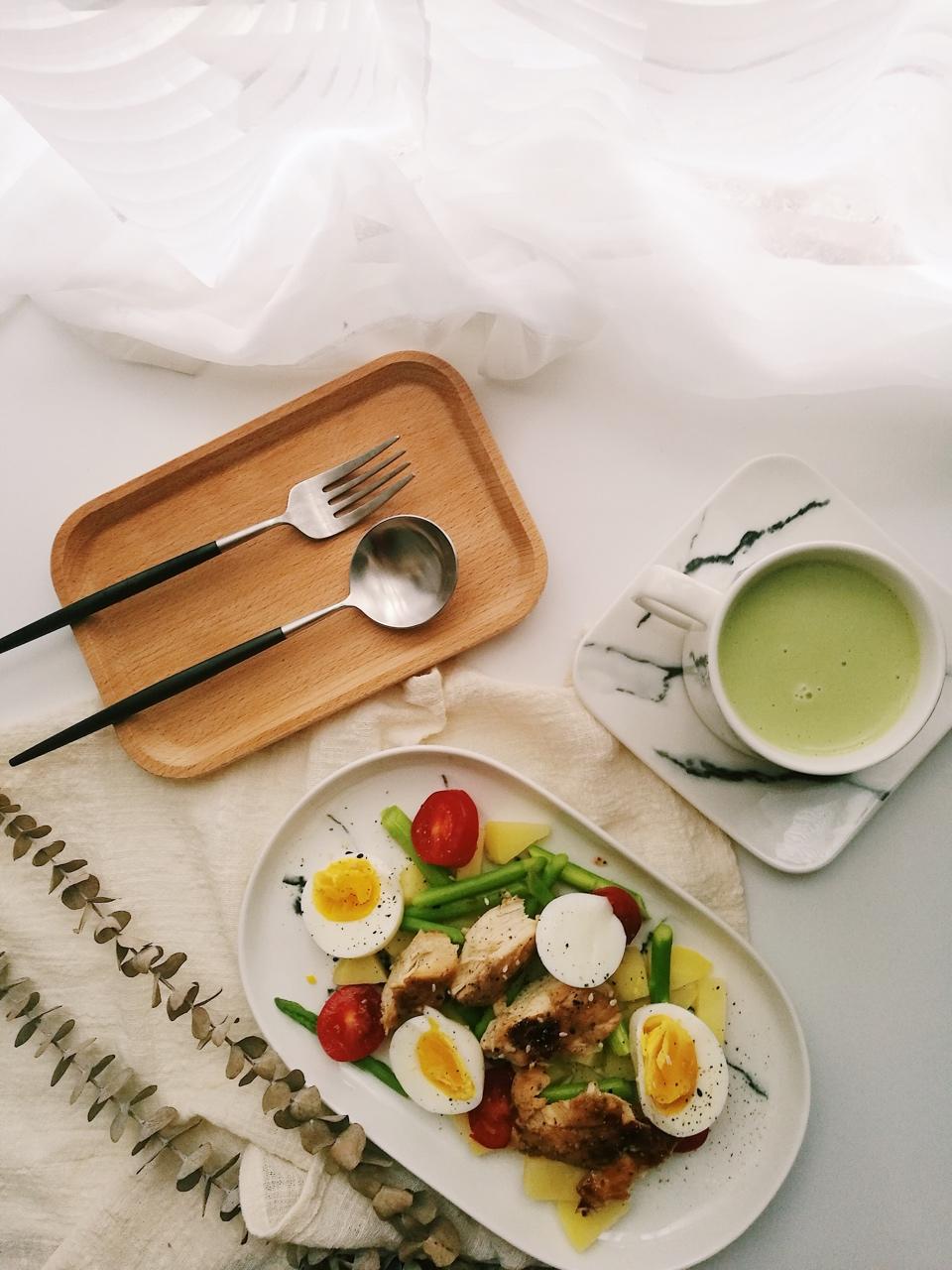 酷炫屌炸天好吃的煎鸡胸肉（香蒜蜂蜜煎鸡胸肉）