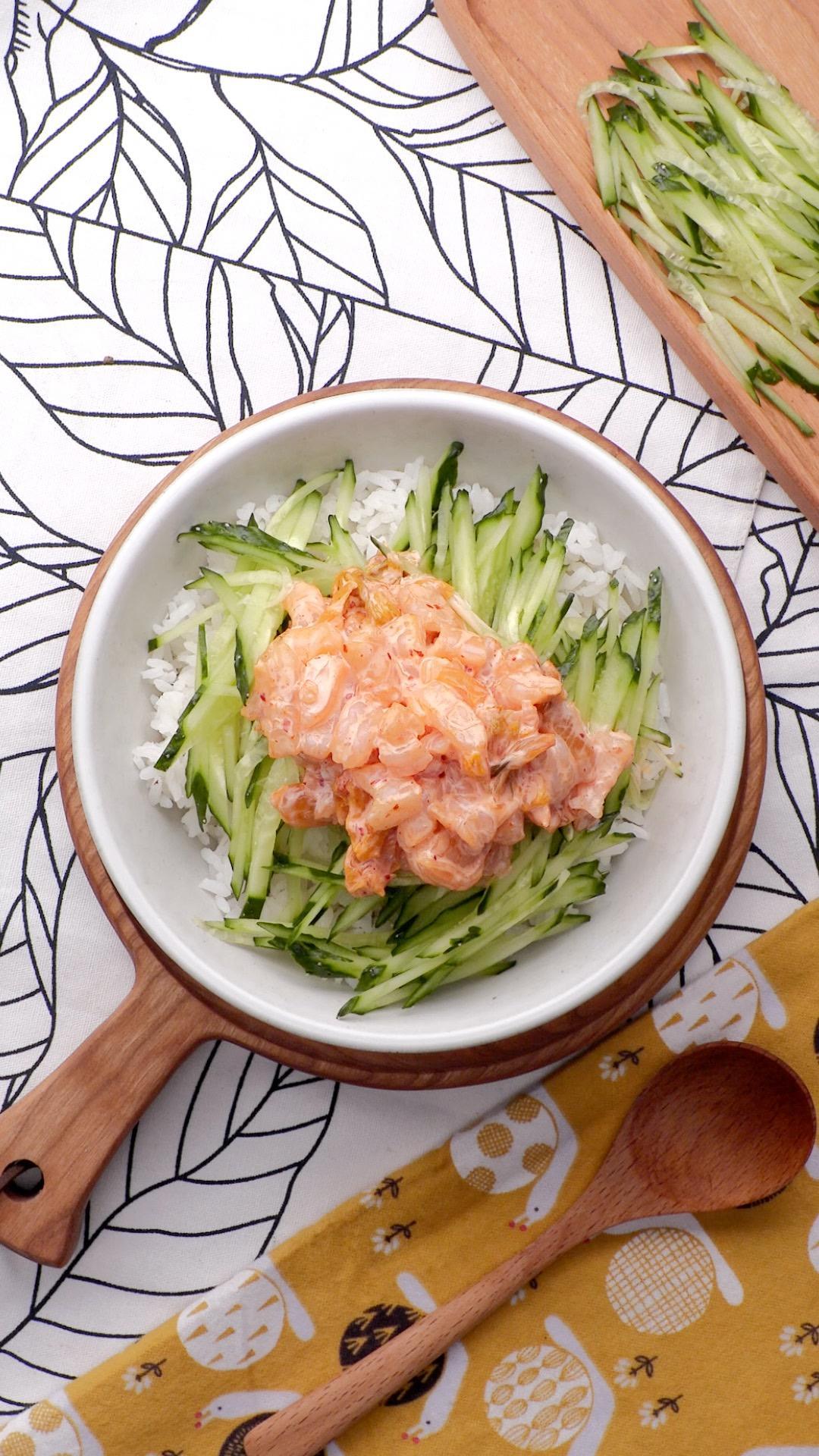 韩式虾仁拌饭的做法
