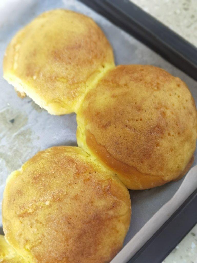 葱香墨西哥肉松面包