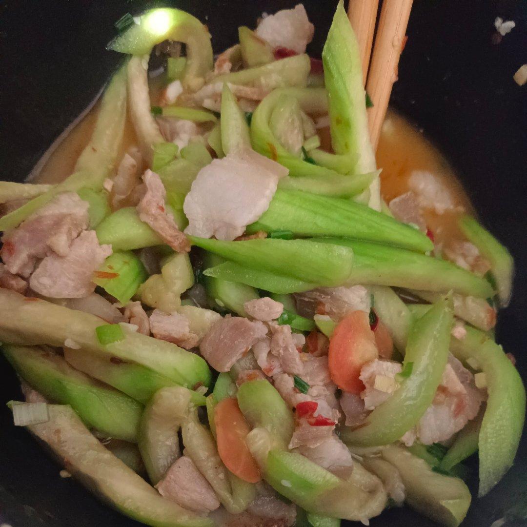 家常丝瓜炒肉