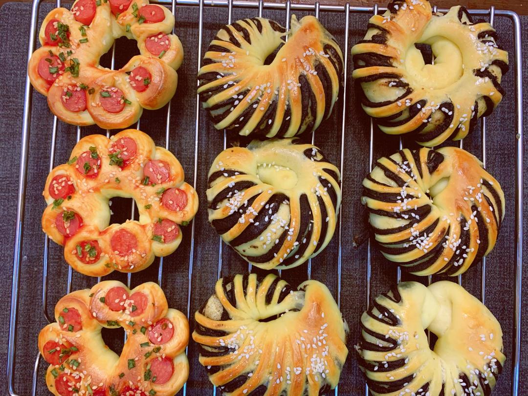 花朵肠仔包【松下微蒸烤箱DS900】