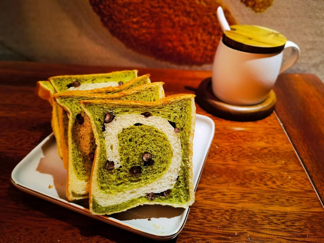 双色吐司 抹茶蜜豆老面吐司🍞