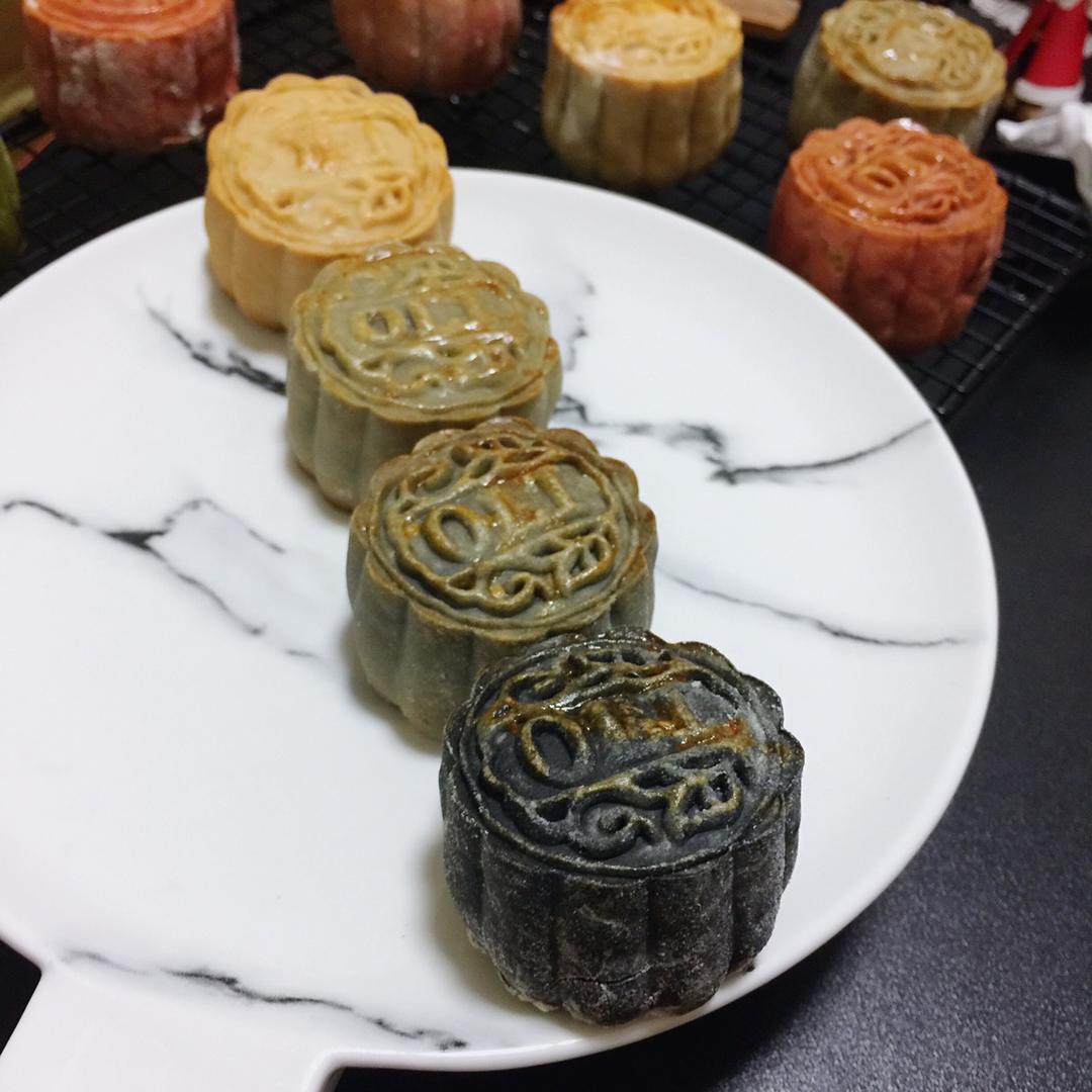 莲蓉蛋黄月饼（君之配方）