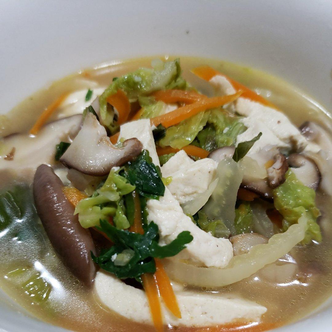 大白菜三丝豆腐汤