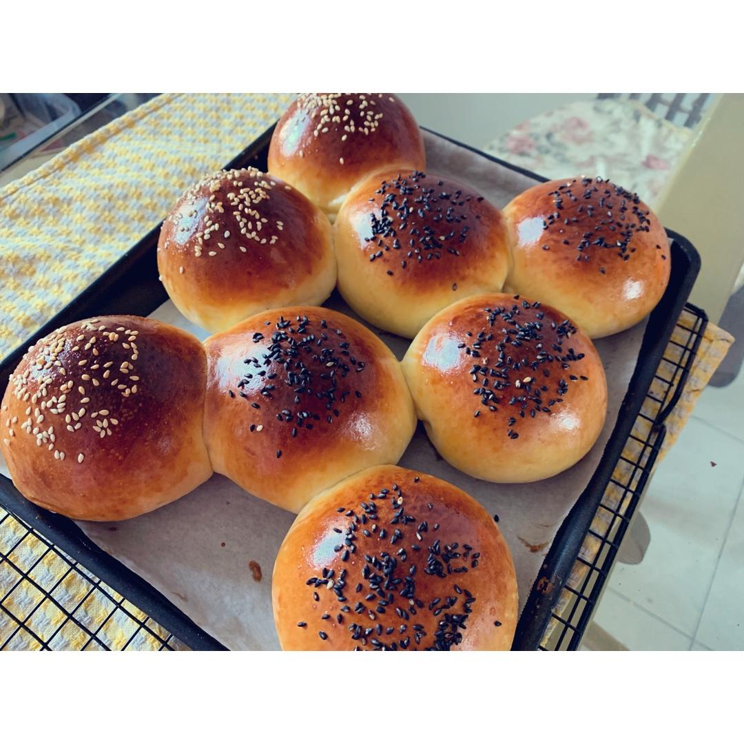 椰蓉奶香小餐包