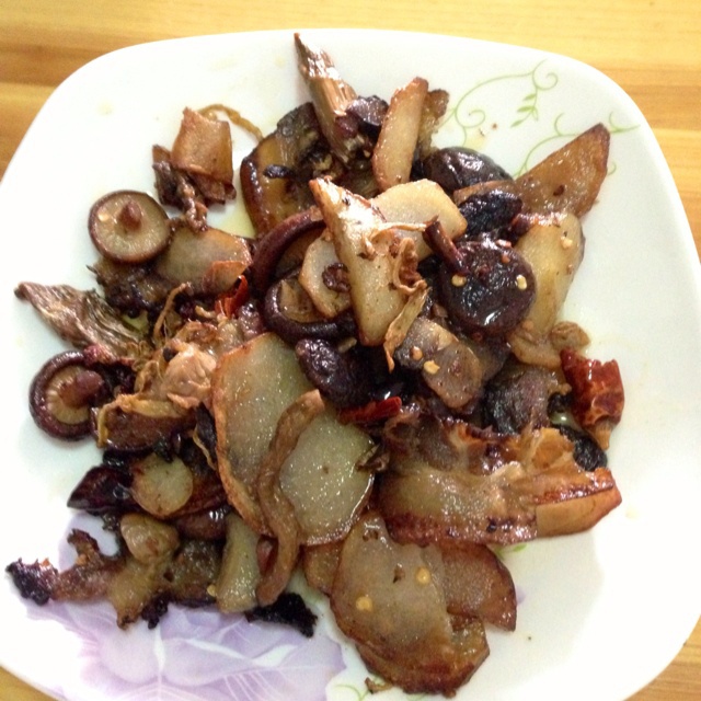 小炒腊猪头肉