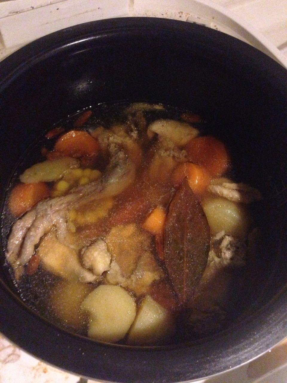 电饭锅香菇鸡汤