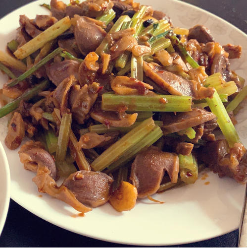 老干妈炒鸡胗