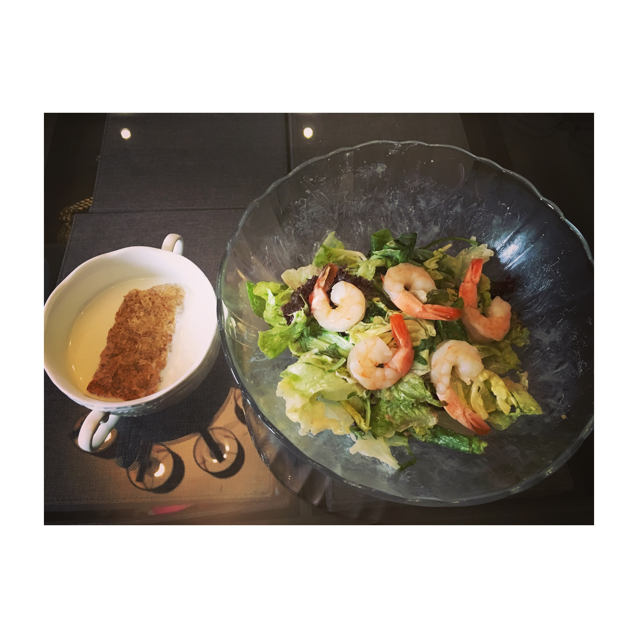 不急不躁吃早餐