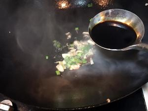 老丁的私房菜-红烧黄花鱼的做法 步骤5