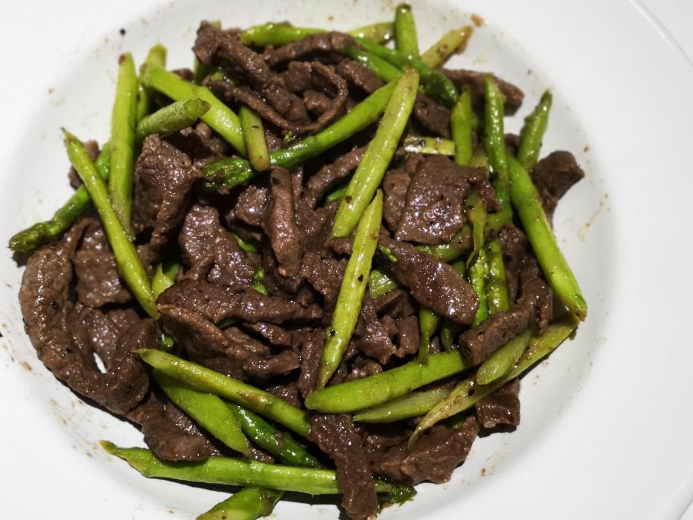 芦笋牛肉的做法