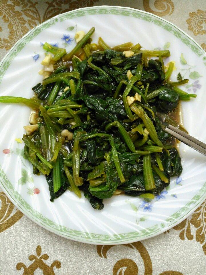 凉拌菠菜