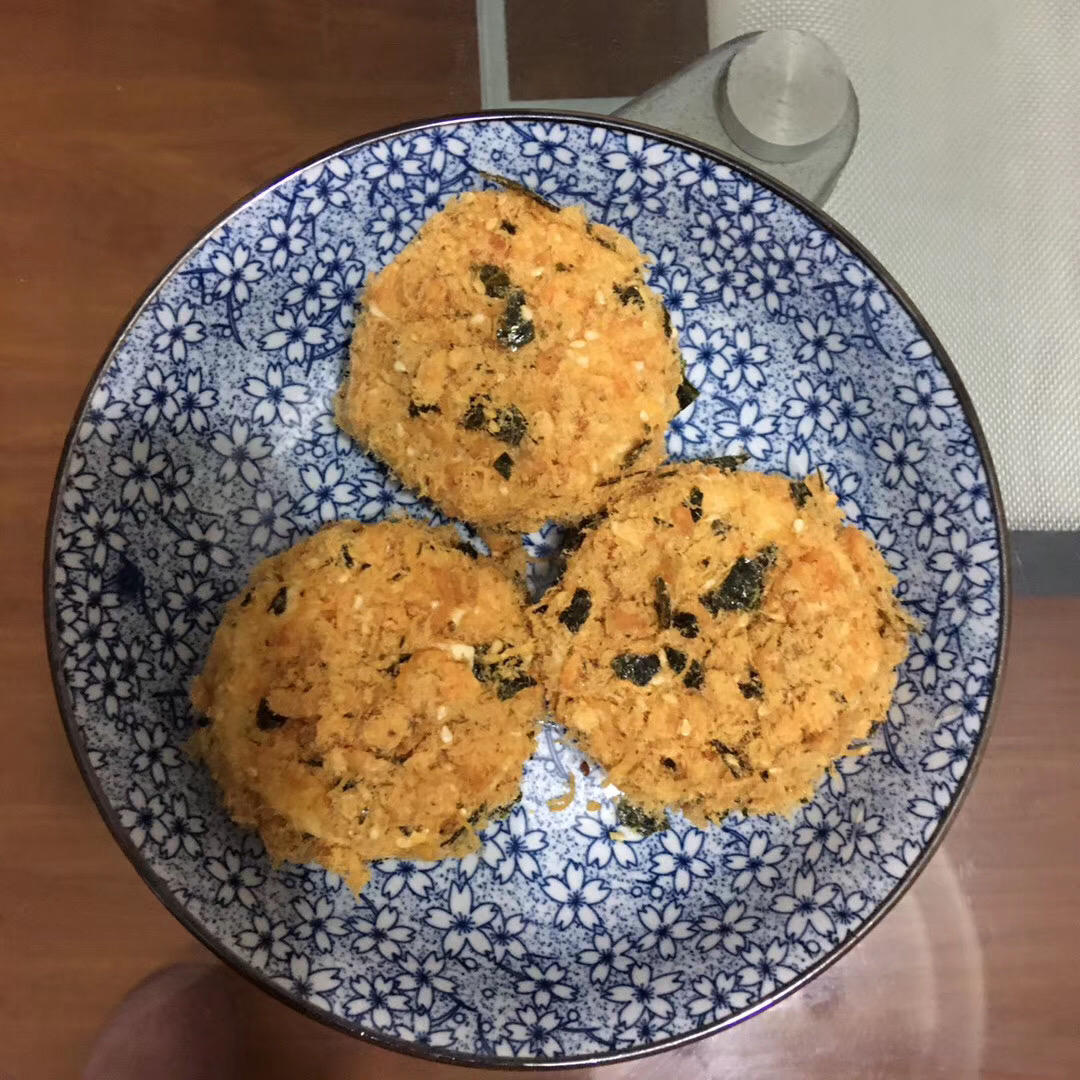 咸香松软的肉松小贝