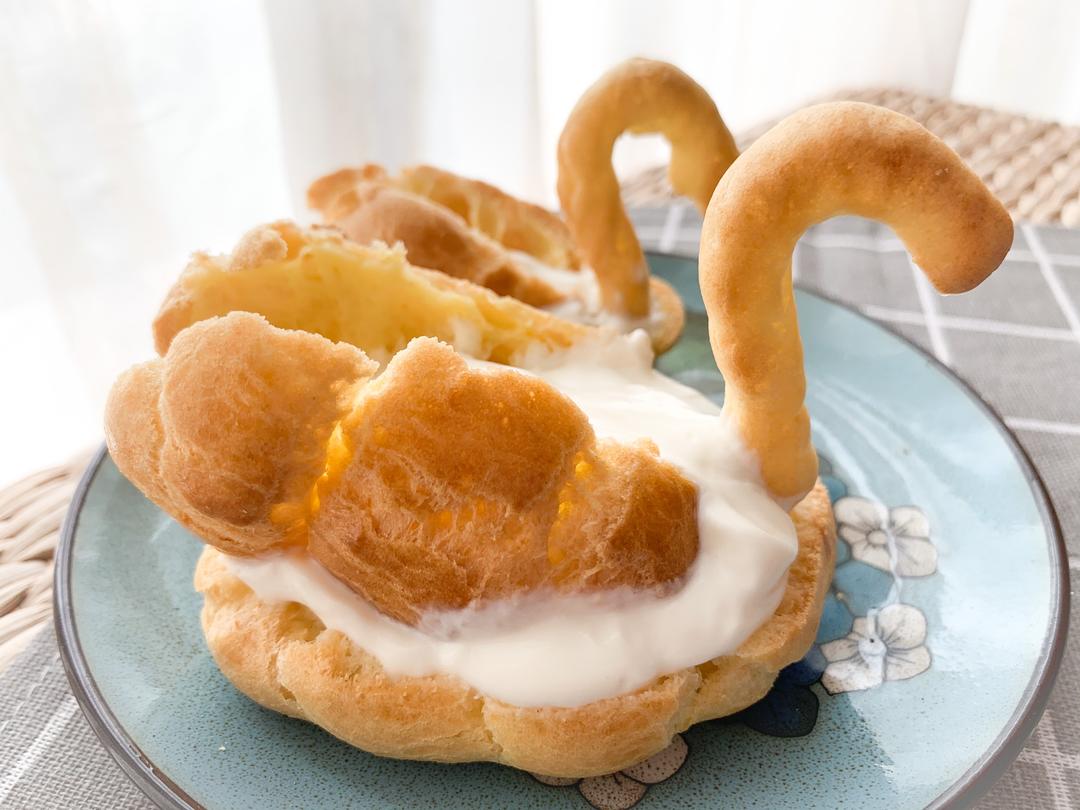 天鹅泡芙|法国蓝带配方及手法的做法