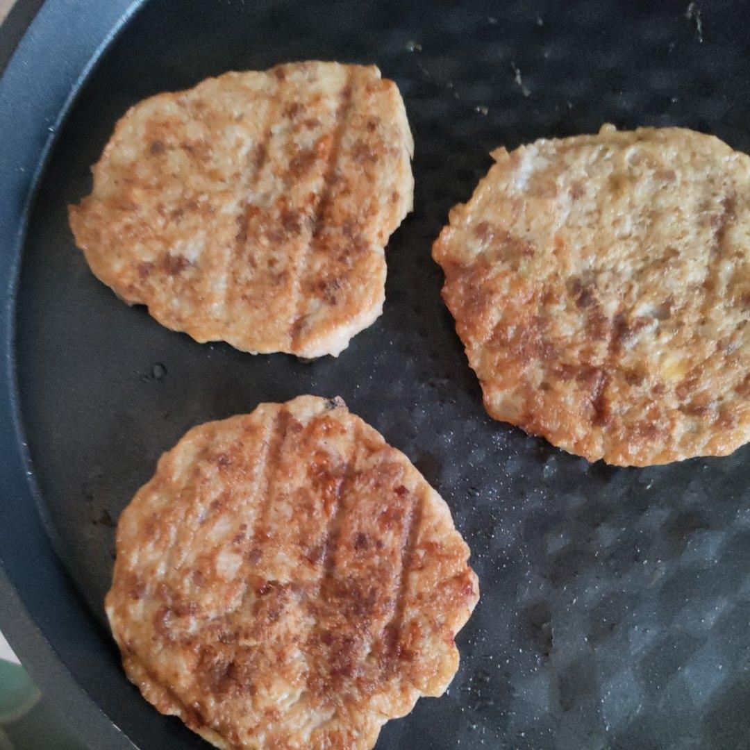 牛肉怎么做鲜嫩多汁-山药牛肉饼
