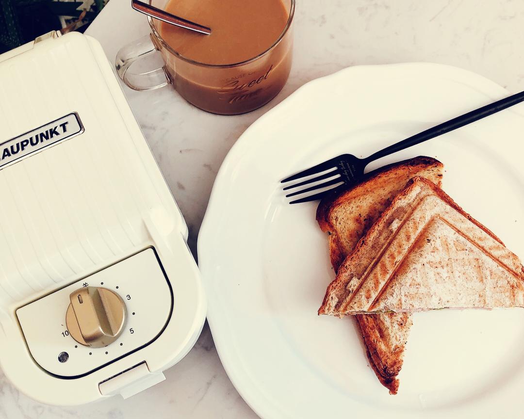 三明治机做出的压边三明治：透着满满的高级感