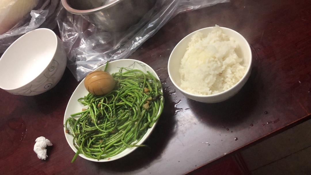 清炒泥蒿
