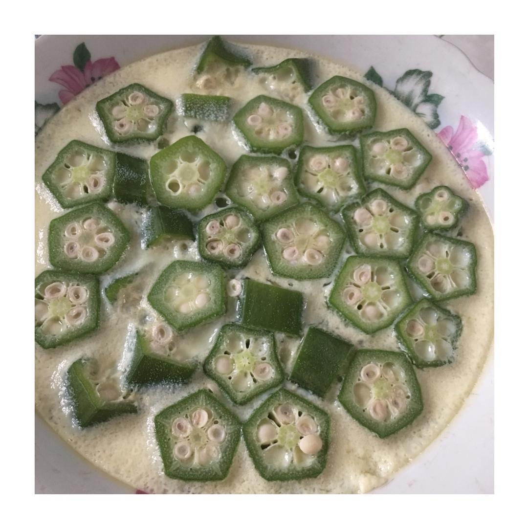 颜值控-做一朵开在碗里的花秋葵蒸水蛋
