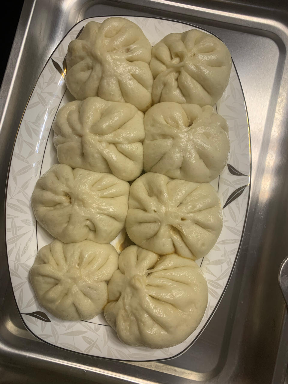 鲜美多汁的洋葱牛肉包子