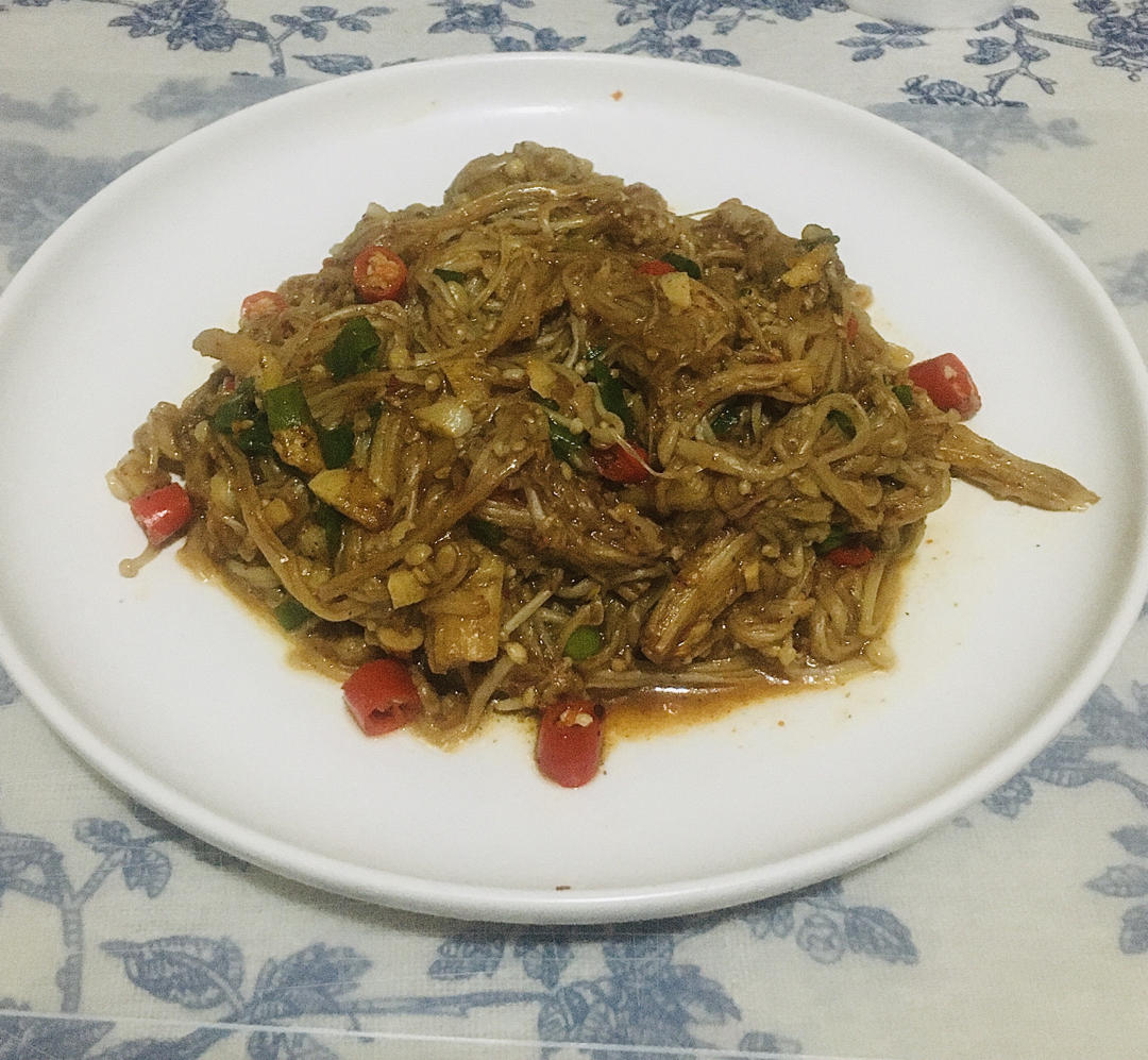 ㊙️比烧烤好吃💯倍👉孜然金针菇，香辣过瘾巨好吃‼️