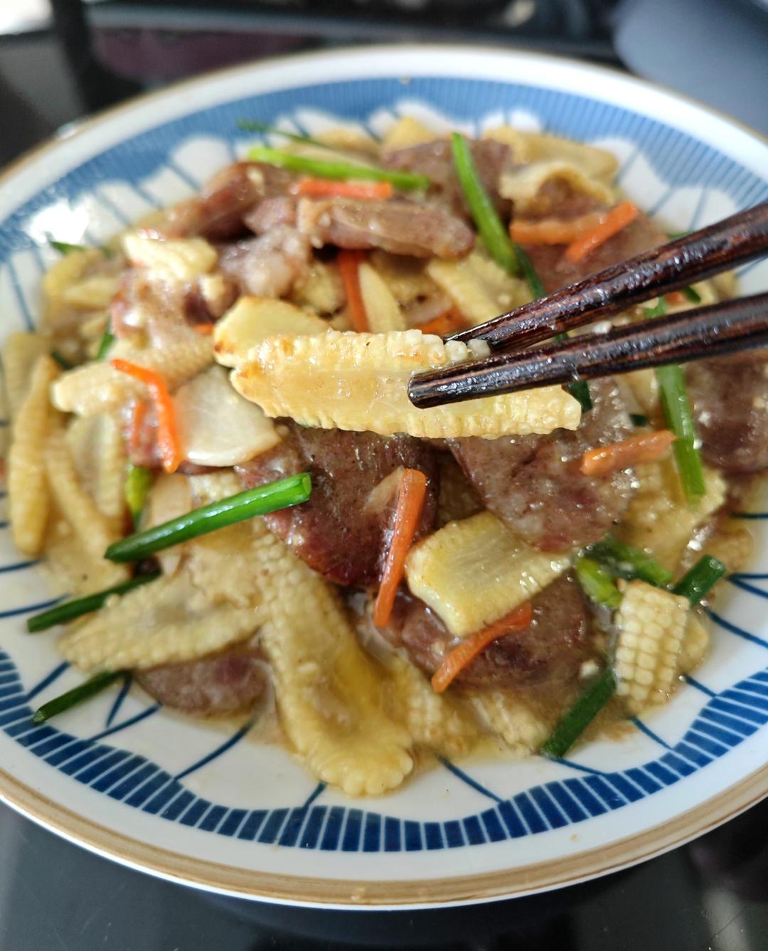 玉米笋炒肉片