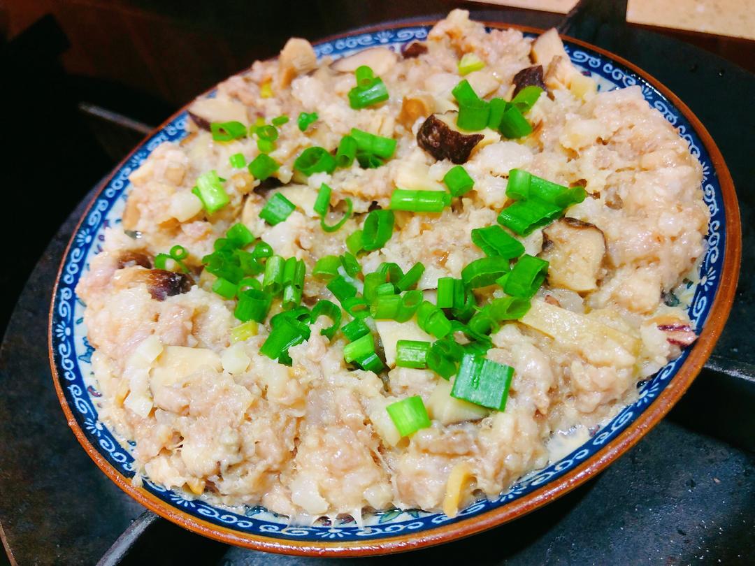 鱿鱼冬菇肉饼的做法 步骤8