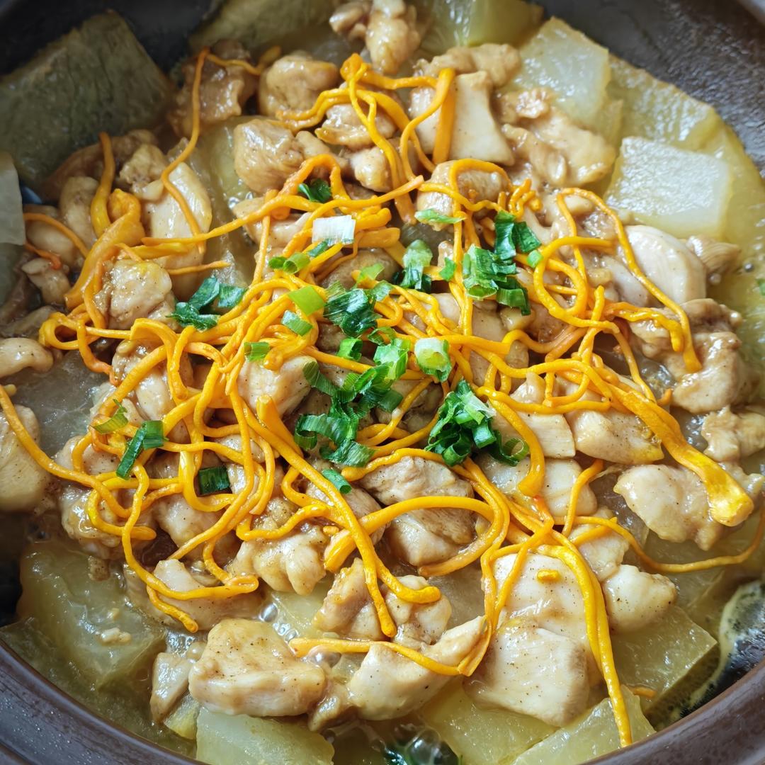 冬瓜虫草花鸡腿（桑拿鸡）